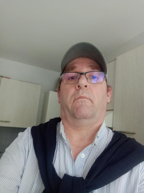 Mathieu 52 ans Rennes