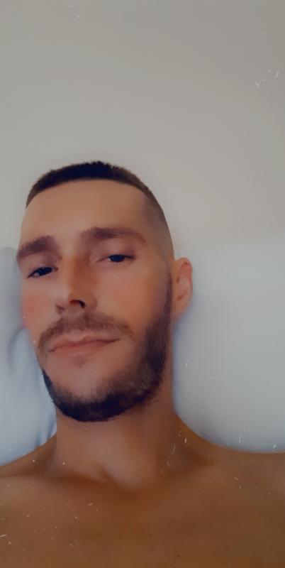 Romain 39 ans Bourges