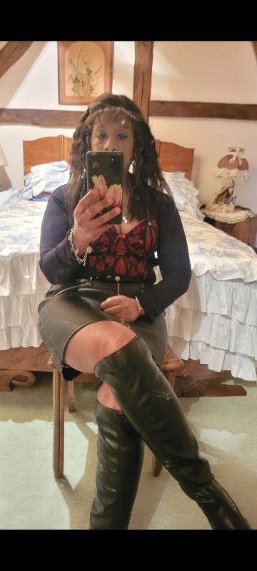 Claudine 64 ans Le Noyer en Ouche