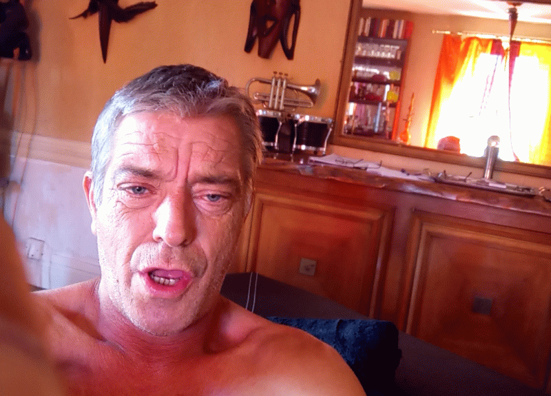 incroyable profil masculin de rencontrerencontre une fille folle chaude