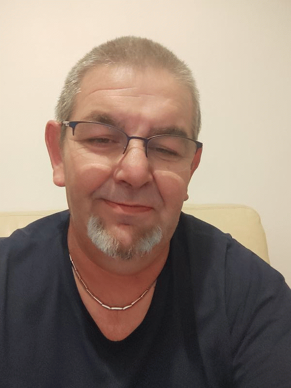 Pierre  53 ans Orléans