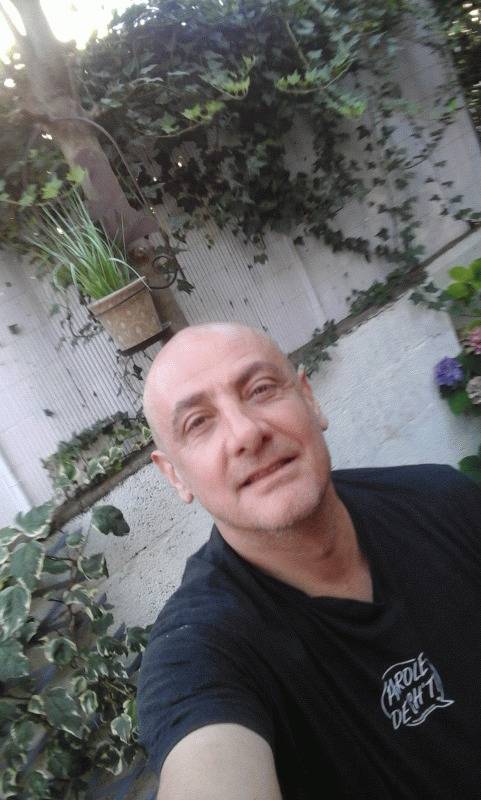cyril  58 ans Clermont Ferrand