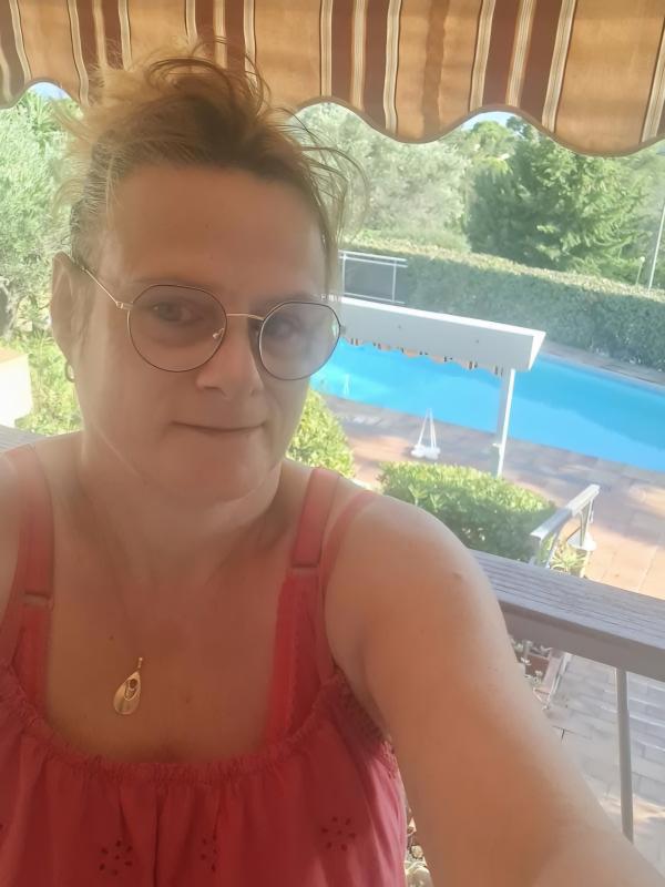 Nathalie  54 ans Toulon