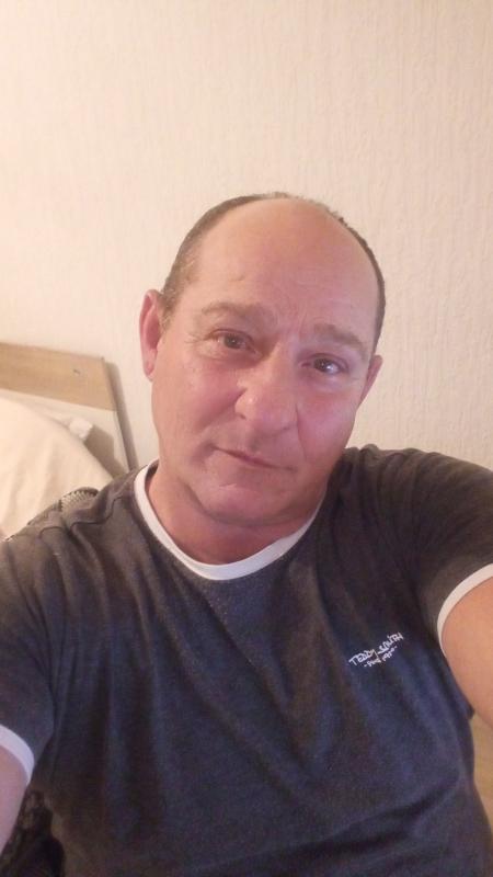 alain 61 ans Vouziers