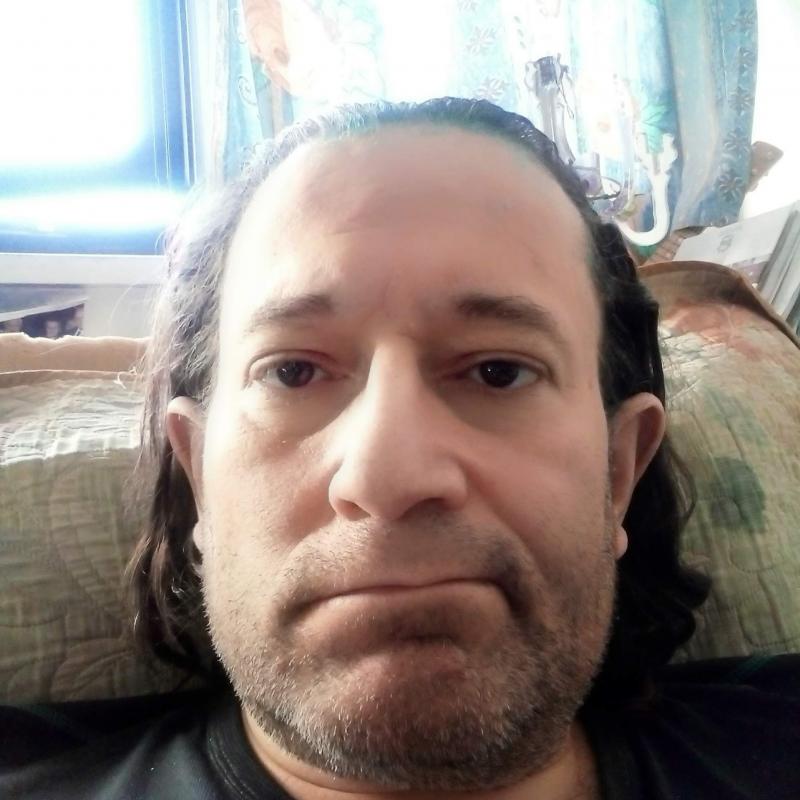 christian 55 ans paris 19eme arrondissement