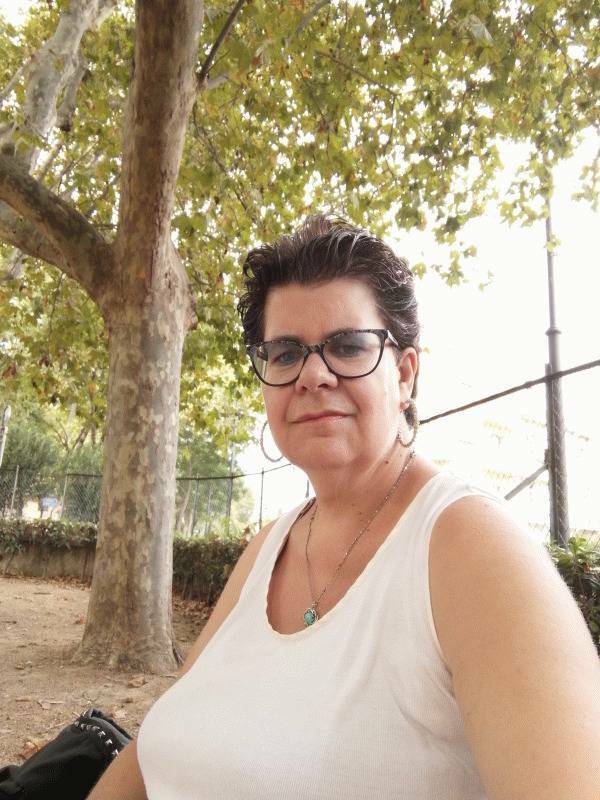 Rencontre Virginie Oudot - 54 Ans - Perpignan : Je Suis Quelqu Un De ...