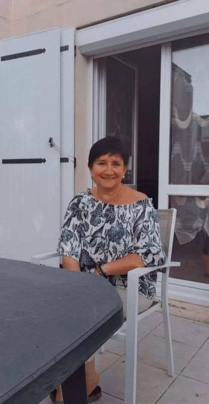 Corinne  61 ans La Rochelle