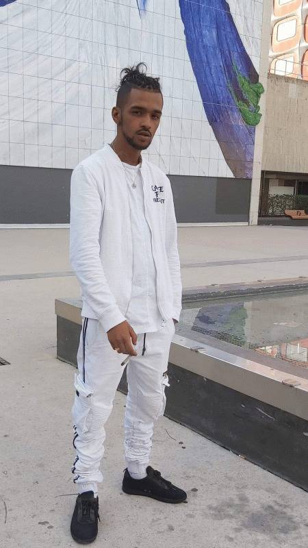 Arnaud  24 ans Boulogne Billancourt