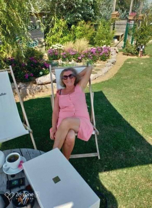 Isabelle  68 ans Vitry en Artois