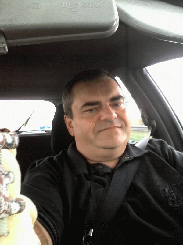 christian 54 ans Thorigny sur Oreuse