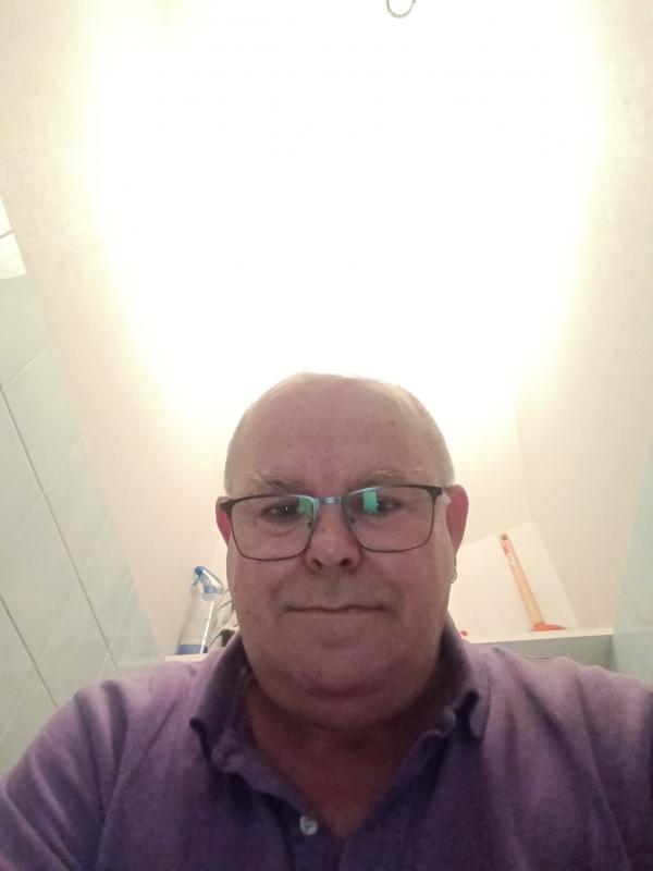 Gilbert Brochen 59 ans Dinan