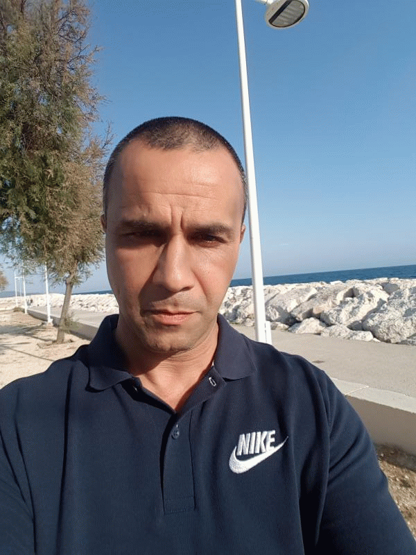 Mohamed 47 ans Toulon