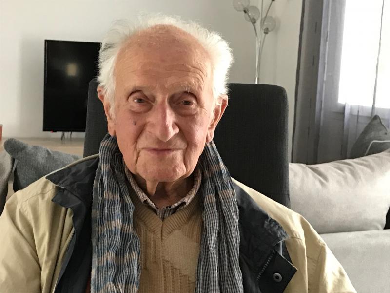 Jean 95 ans Le Passage