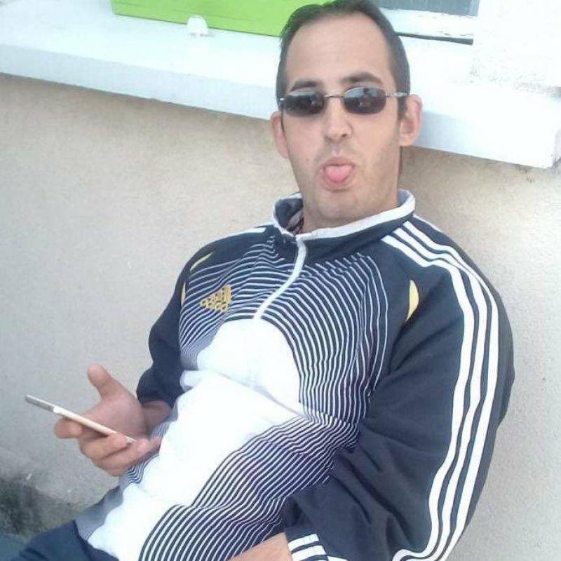 damien 34 ans Arvillers