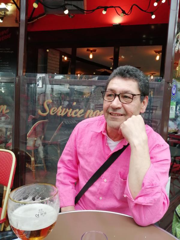 Mehdi  58 ans paris 14eme arrondissement