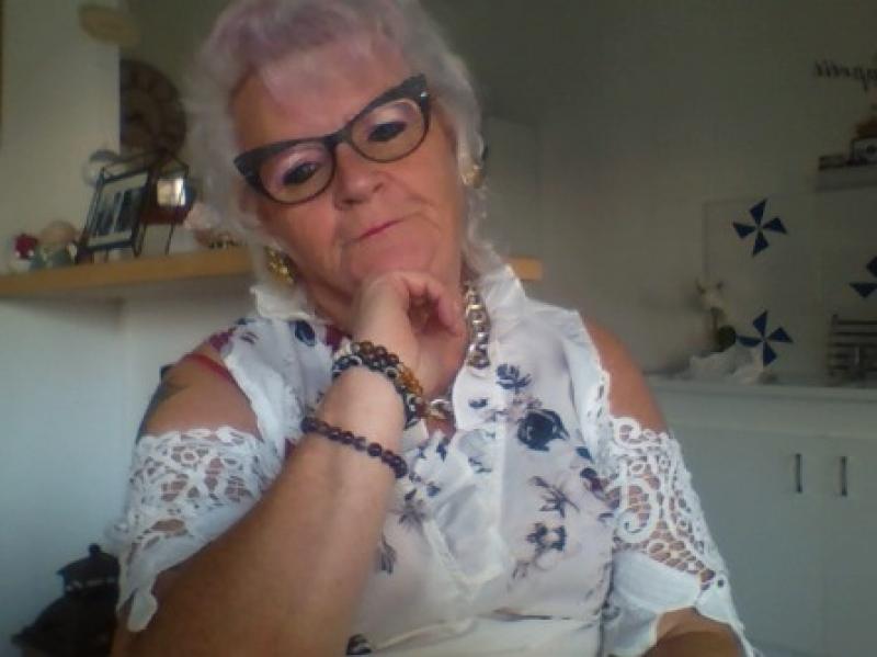 blanche marie 67 ans Orchies