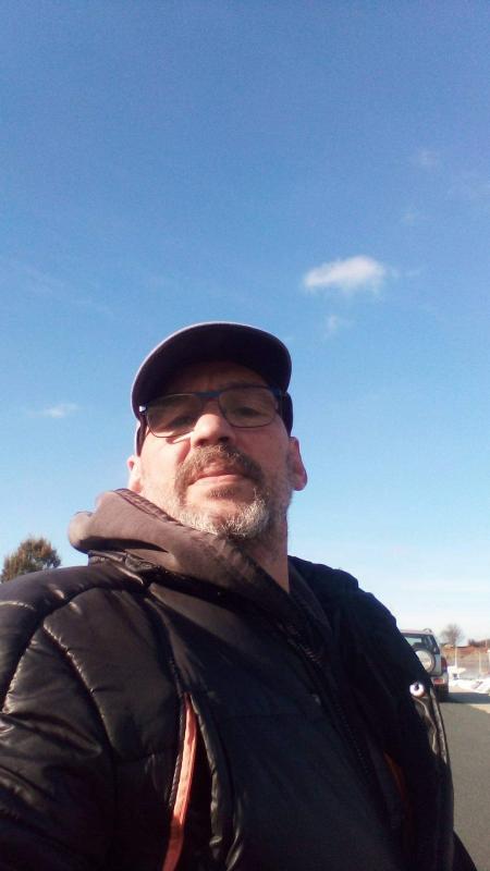 Denis  53 ans Canchy