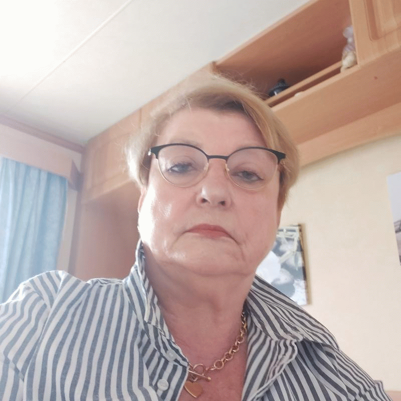 Jeanne 74 ans Flers en Escrebieux