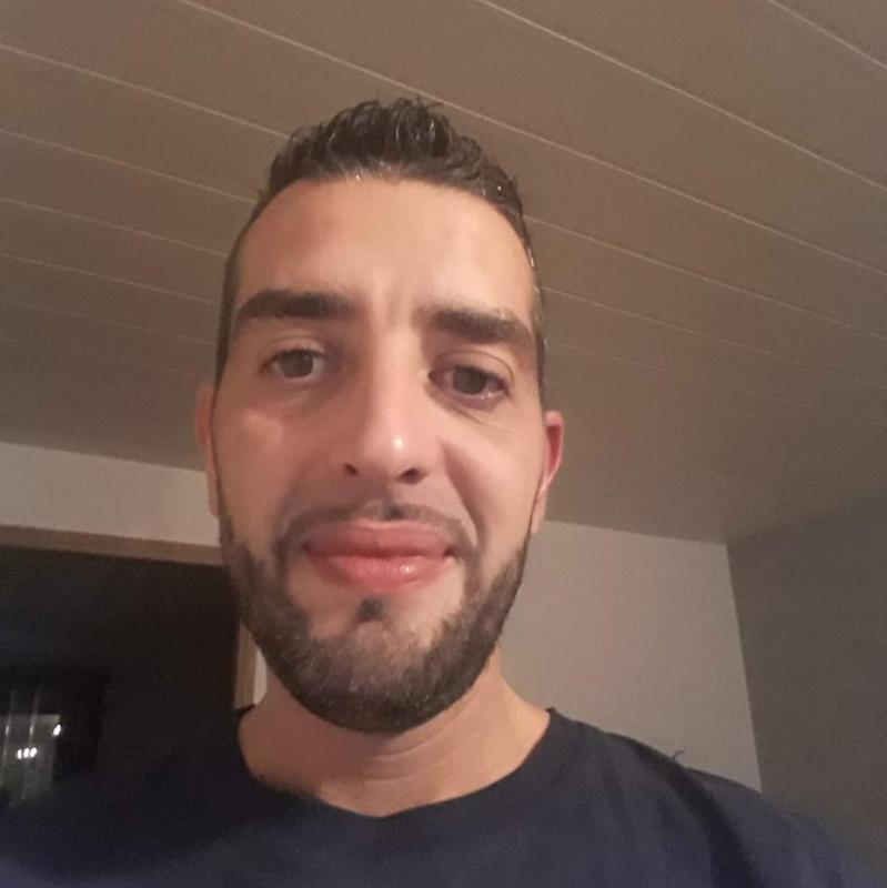 Mickael 43 ans Frontenaud