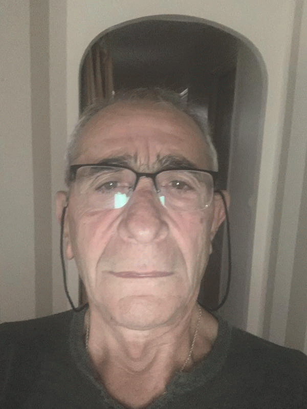 Alain  66 ans Larche