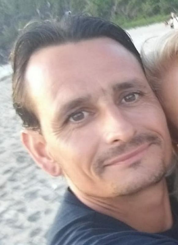 Christian  42 ans La Rochelle