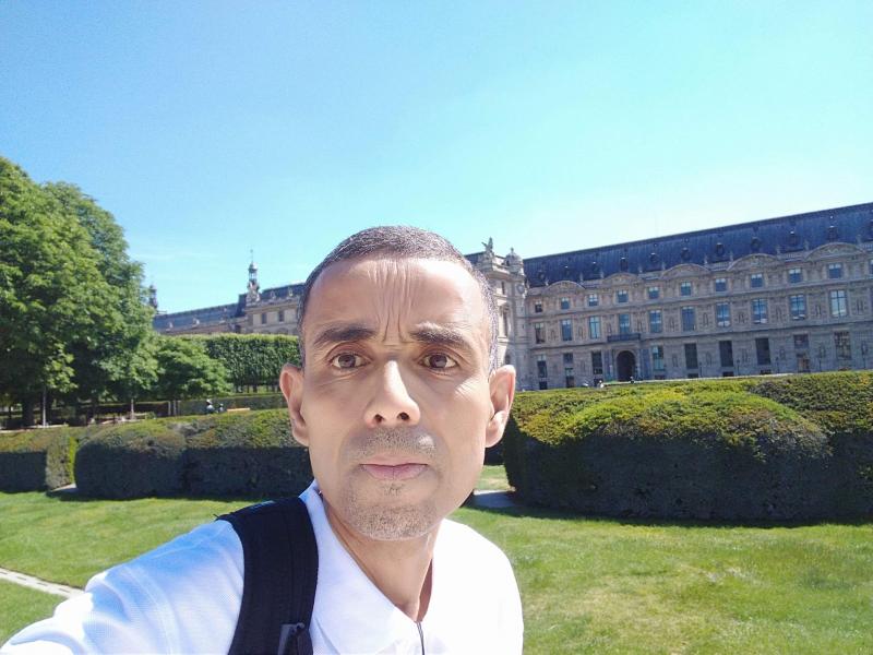 Nouri 44 ans paris 12eme arrondissement