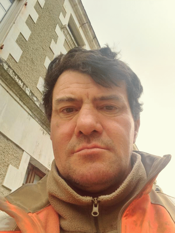 Stéphane 53 ans Bignoux