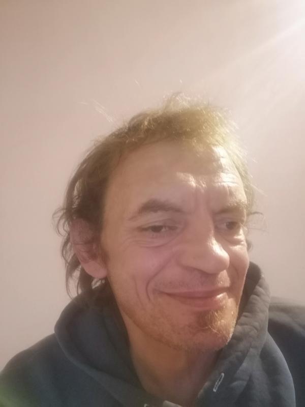 Michel 58 ans Sigean