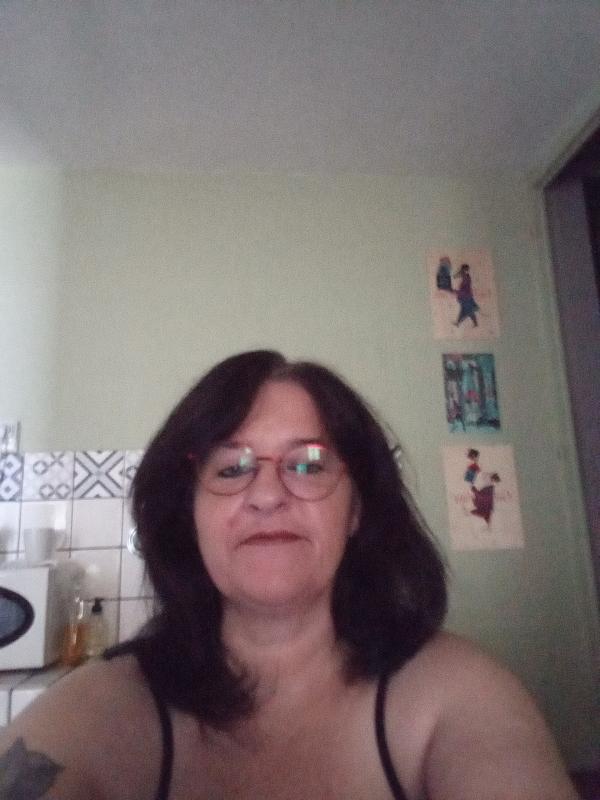 Karine 48 ans Angoulême