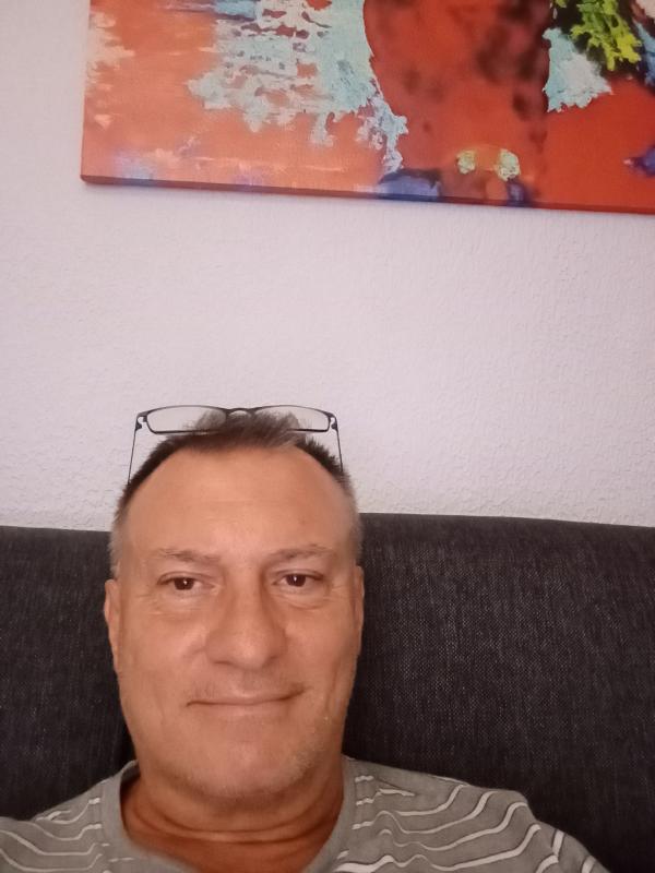 Bernard  61 ans Saint Laurent du Var