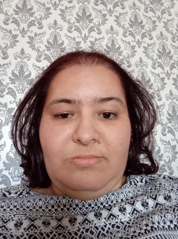 Saliha Matallah 37 ans Cenon