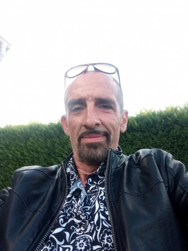 Franck 54 ans Hermies