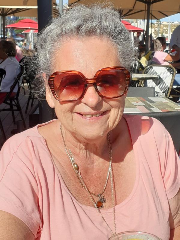 Michèle  70 ans Aiguebelle
