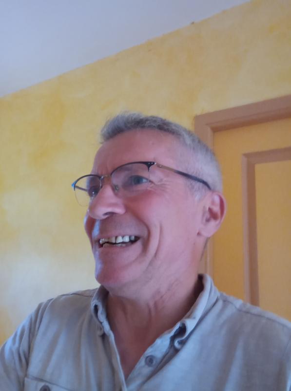 Gilles 59 ans Bain de Bretagne