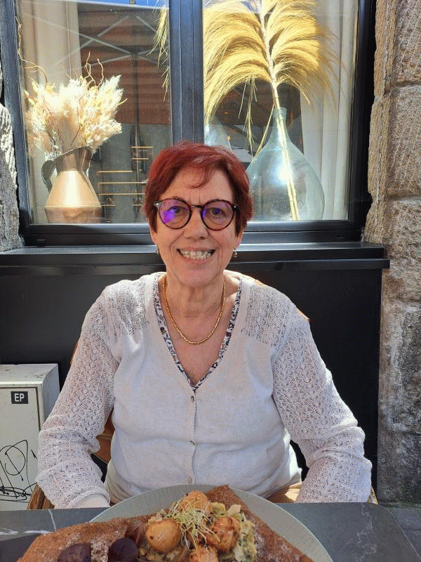 Emilie 77 ans Nantes