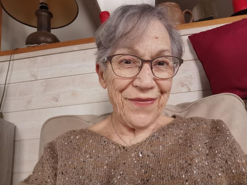 Michèle 74 ans Vandré