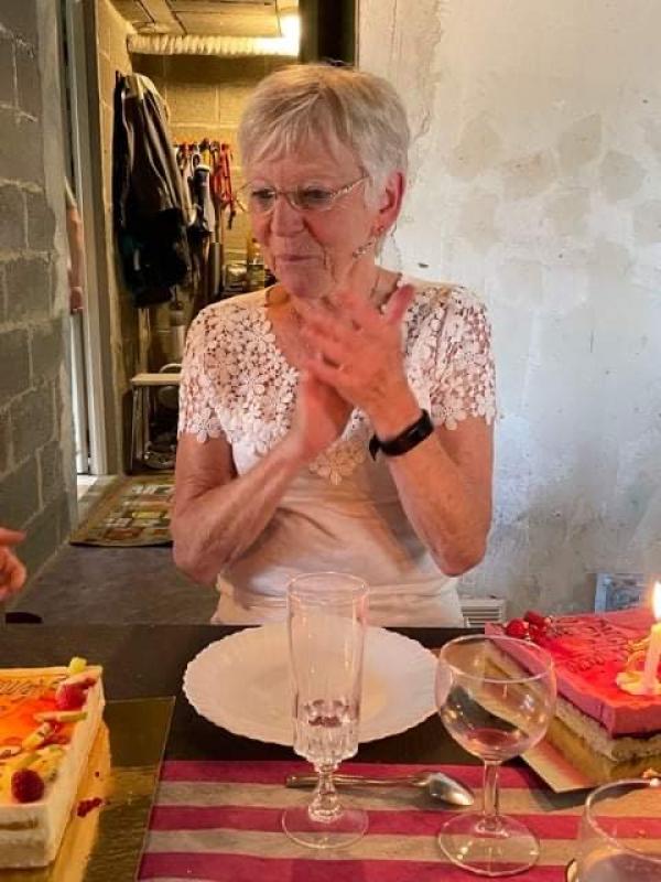 Veron Étiennette  77 ans Mayenne