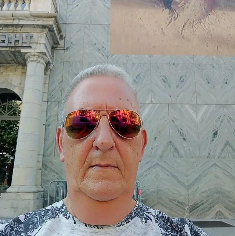 Alain 65 ans Draguignan