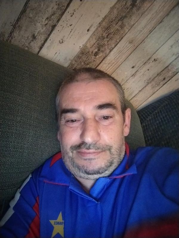 pascal 49 ans Saint Rémy en Mauges