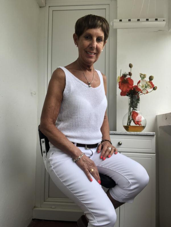 martine  74 ans Istres