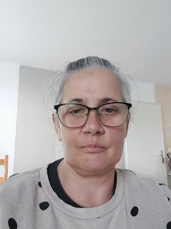 Rencontre Corinne 53 Ans Antully Je Suis Sur Ce Site Pour Faire Des Rencontres Jai 53 