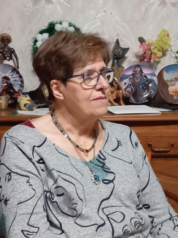 Danielle  75 ans Caen