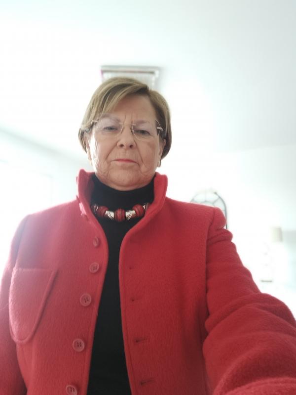 Nina 75 ans Coquelles