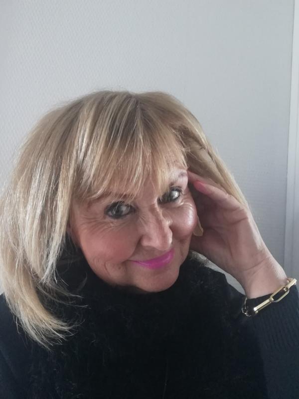 Mathilde 61 ans Merlimont