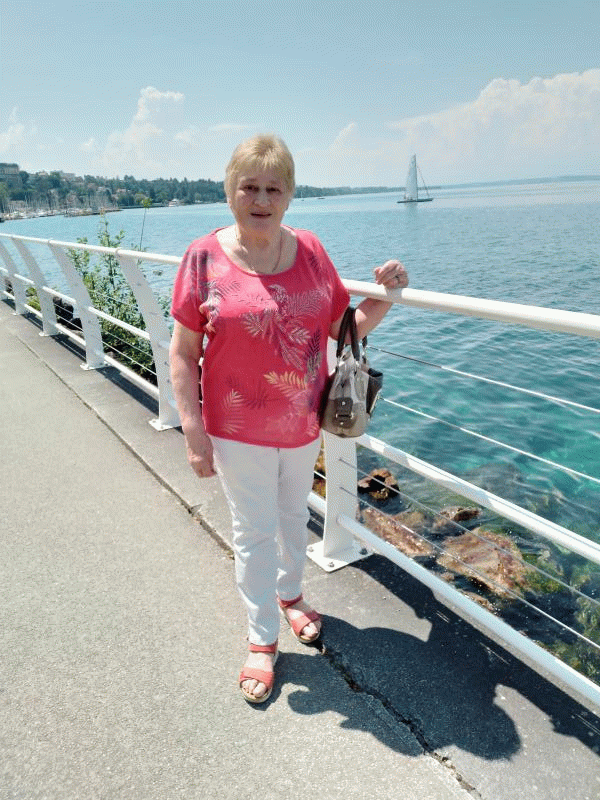 Nicole  74 ans Thonon les Bains