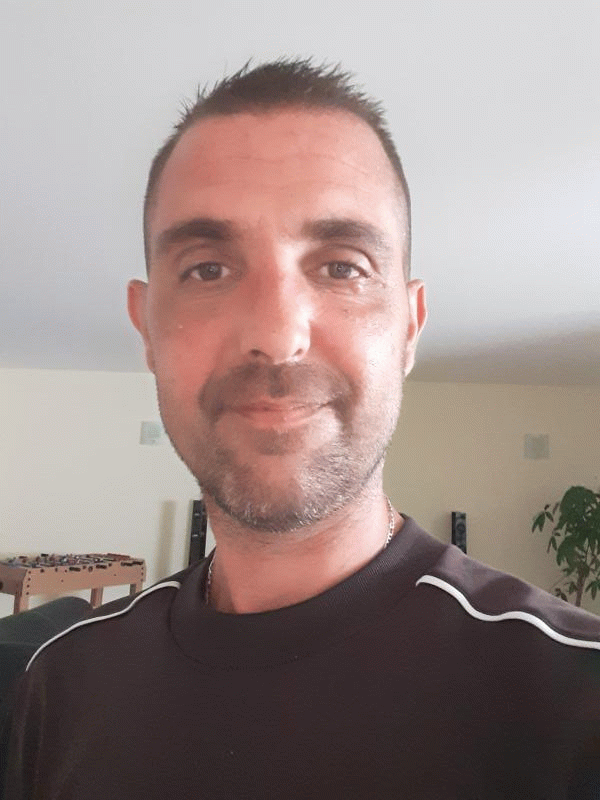 David  41 ans Saint Girons d'Aiguevives