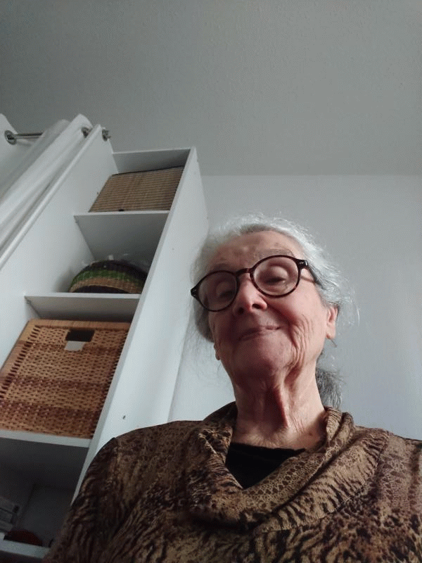 Marie 86 ans Andernos les Bains