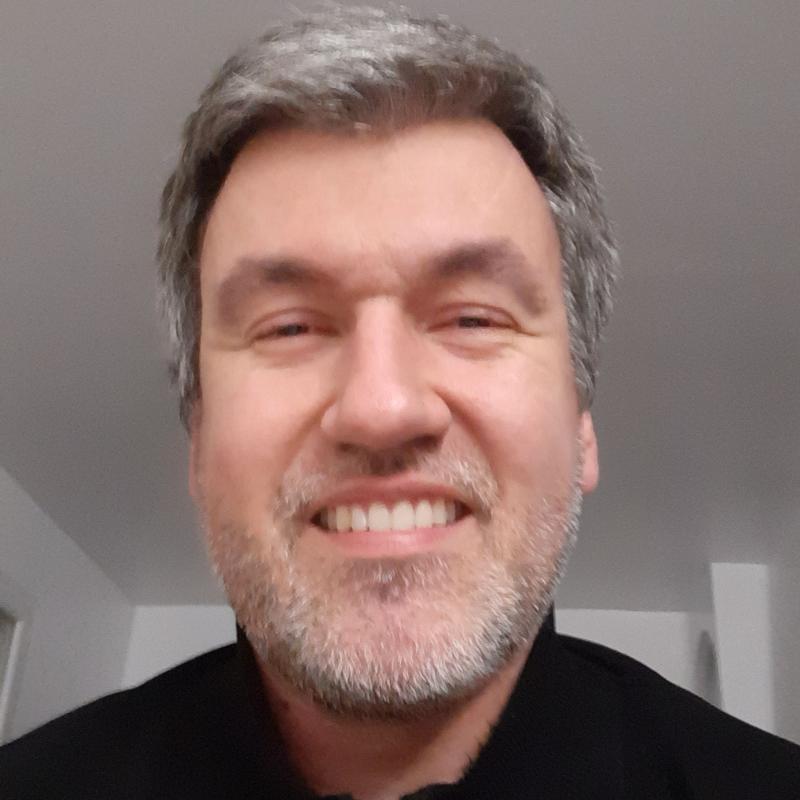 John 43 ans Bordeaux