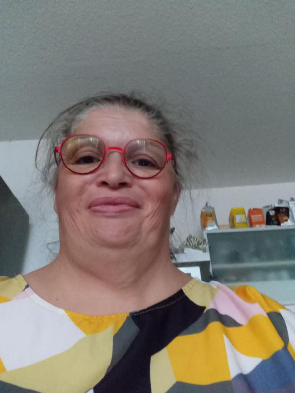 Florence  52 ans Frontignan