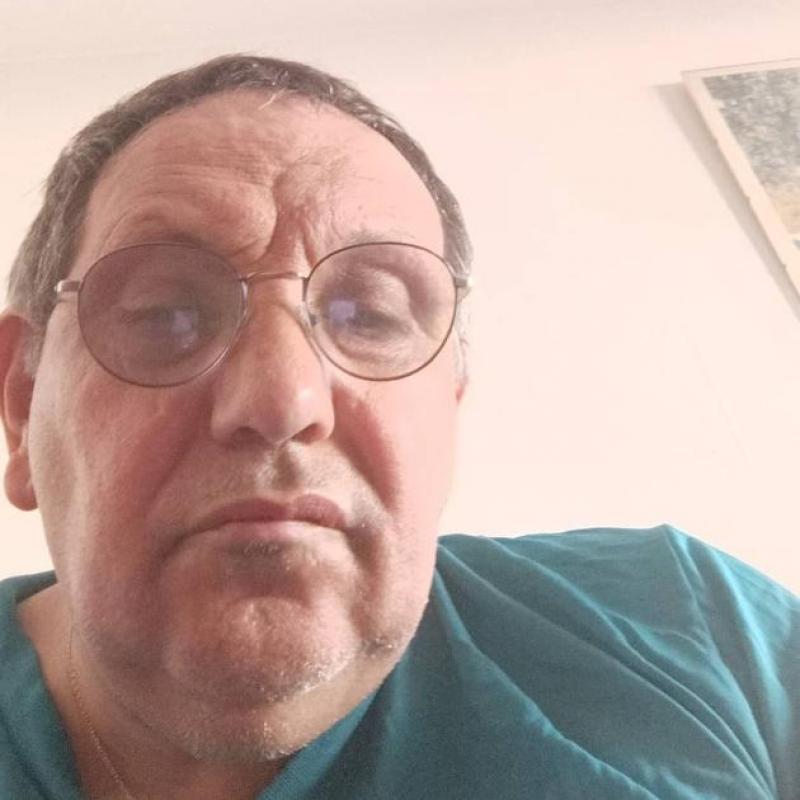 Alain  56 ans Saint Étienne